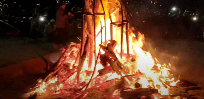 Thumsling, the Oldest Festival of Hunza, Celebrated with Traditional Spirit and Collective Joy Thumsling, the oldest and most deeply rooted festival of the Hunza region in Gilgit-Baltistan, was celebrated this year with the same enthusiasm, warmth, and communal spirit that has defined it for generations. Observed annually around the winter solstice, Thumsling marks a powerful moment in the cultural calendar of the people of Hunza. It signifies the end of the longest and darkest nights of winter and the gradual return of light, hope, and renewal. In the valleys and villages of Hunza Valley, the festival was welcomed with bonfires glowing against snow-covered mountains, prayers for prosperity, and heartfelt gatherings that brought together families, neighbors, and relatives from near and far.